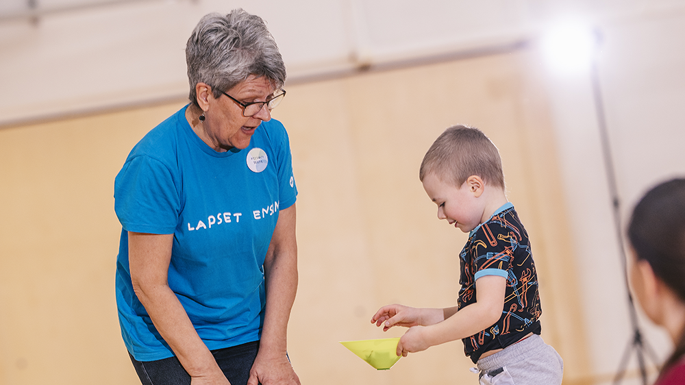 MLL:n perheliikunnan vapaaehtoinen